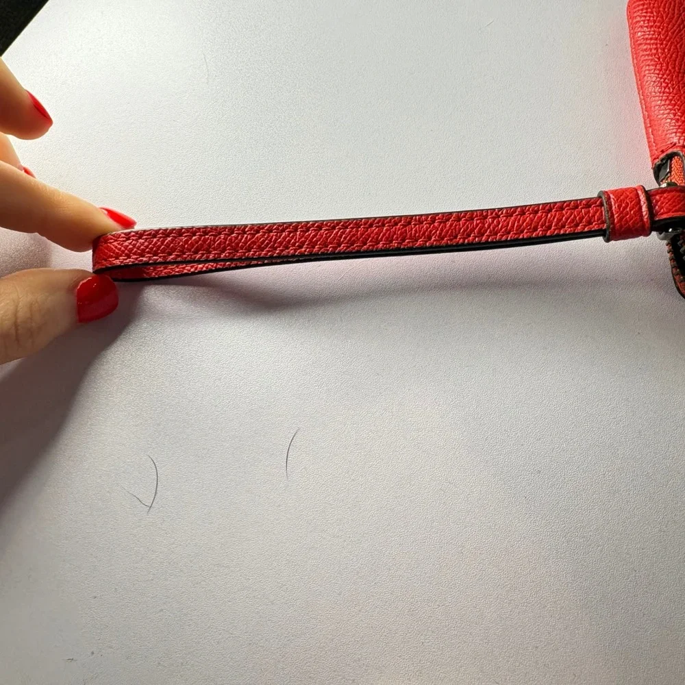 Coach Corner Zip Wristlet Red Crossgrain Leather Clutch F58032
